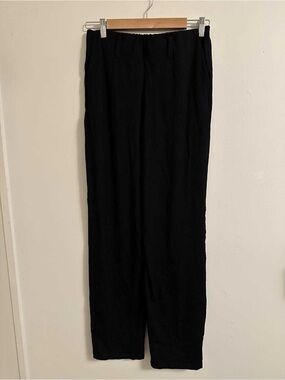 Women's Black Relaxed Jogger